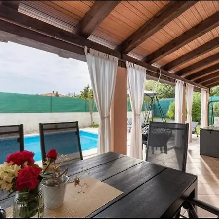 Petra Palace Villa Rovinjsko Selo